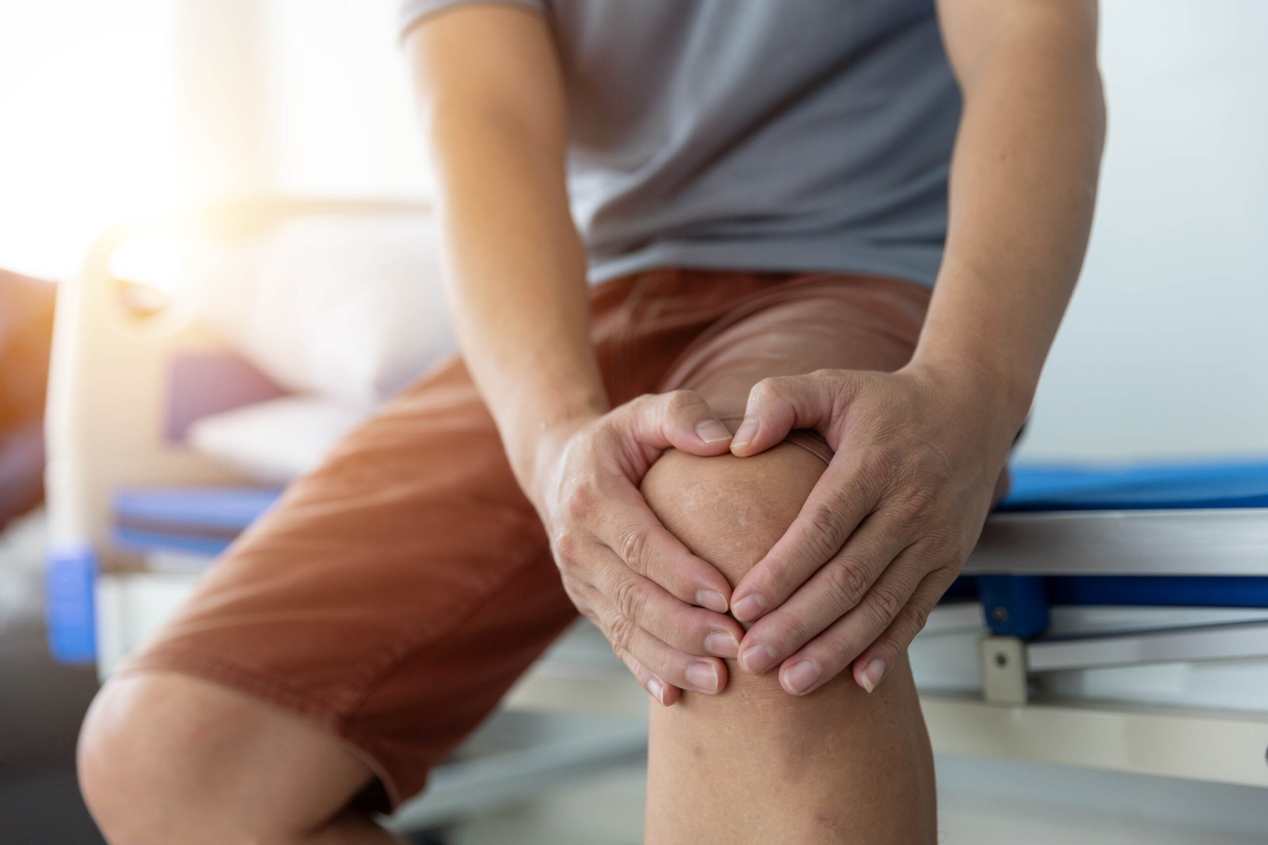 Osteoarthritis is more common in the elderly. health problems of the elderly